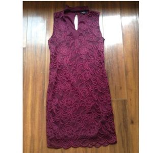 burgendy dress with choker